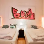 Staywell - Industrielles Loft Naehe Alexanderplatz