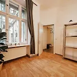 Staywell - Design Loft Apartment Near Alexanderplatz