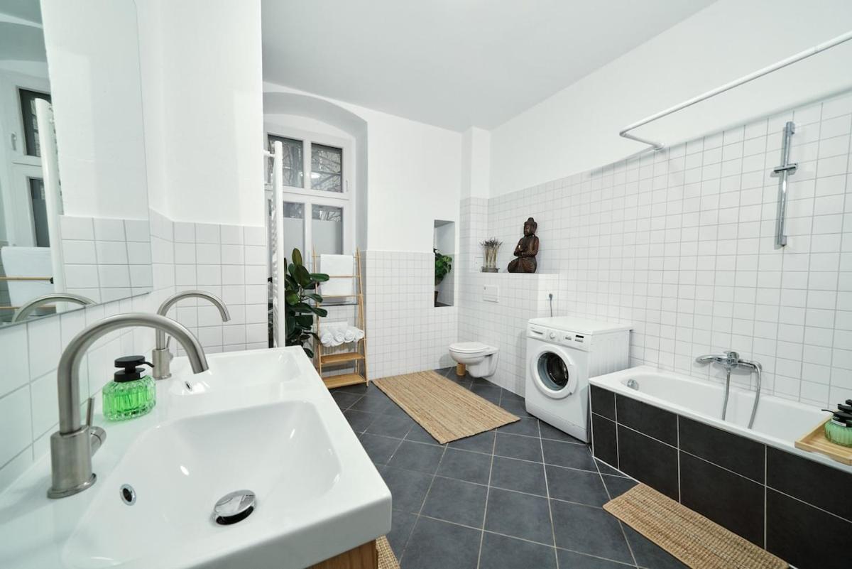 Staywell - Industrielles Loft Naehe Alexanderplatz Apartment Berlin
